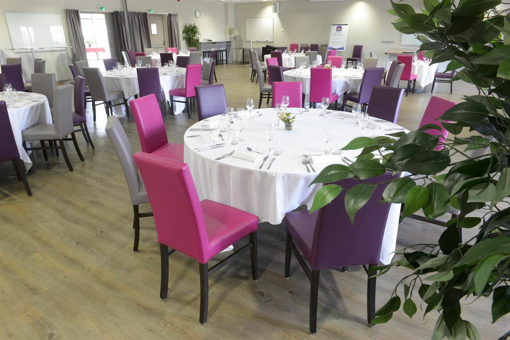 Hotel Ibis Styles Montargis Arboria Pannes  Exterior photo