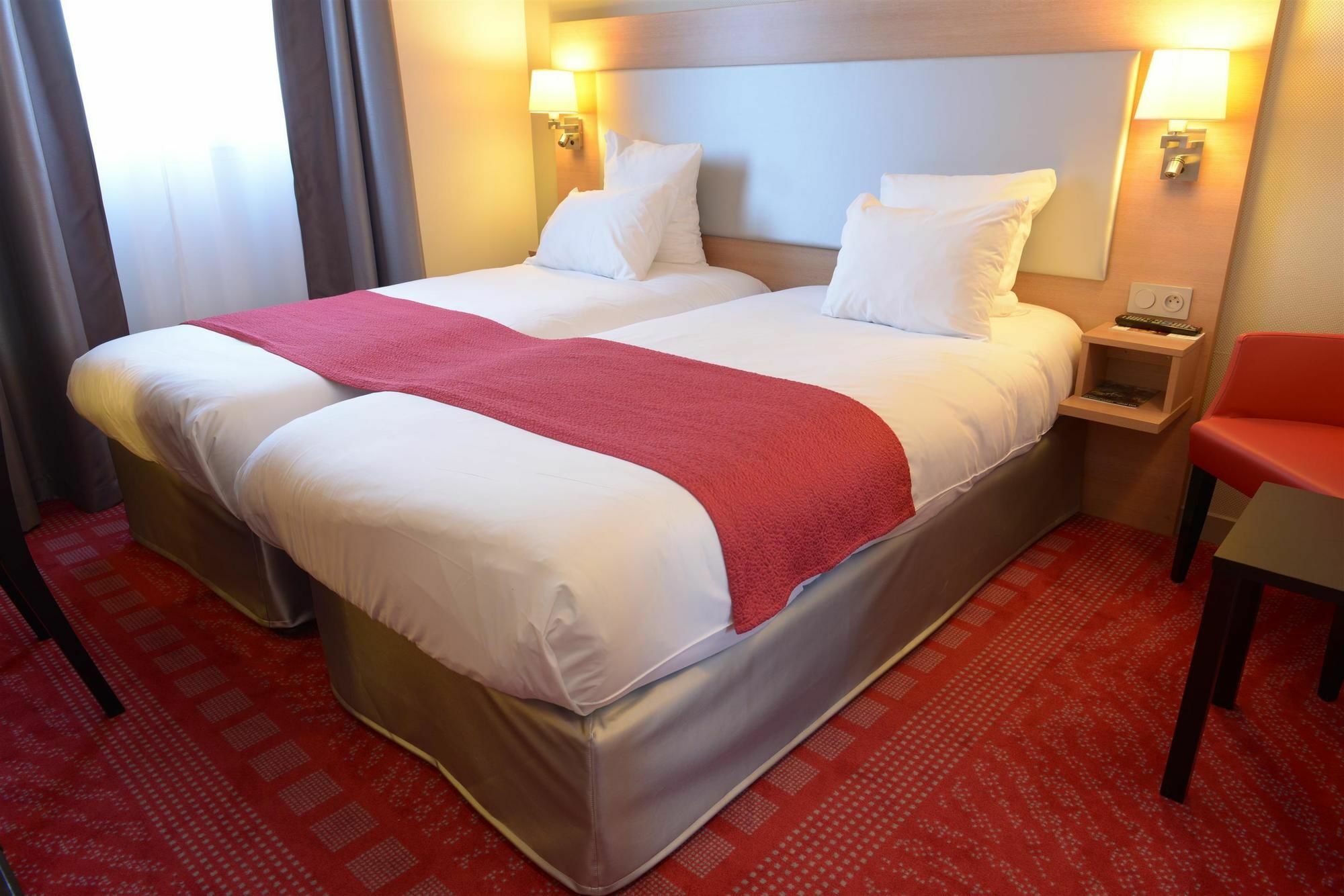 Hotel Ibis Styles Montargis Arboria Pannes  Exterior photo